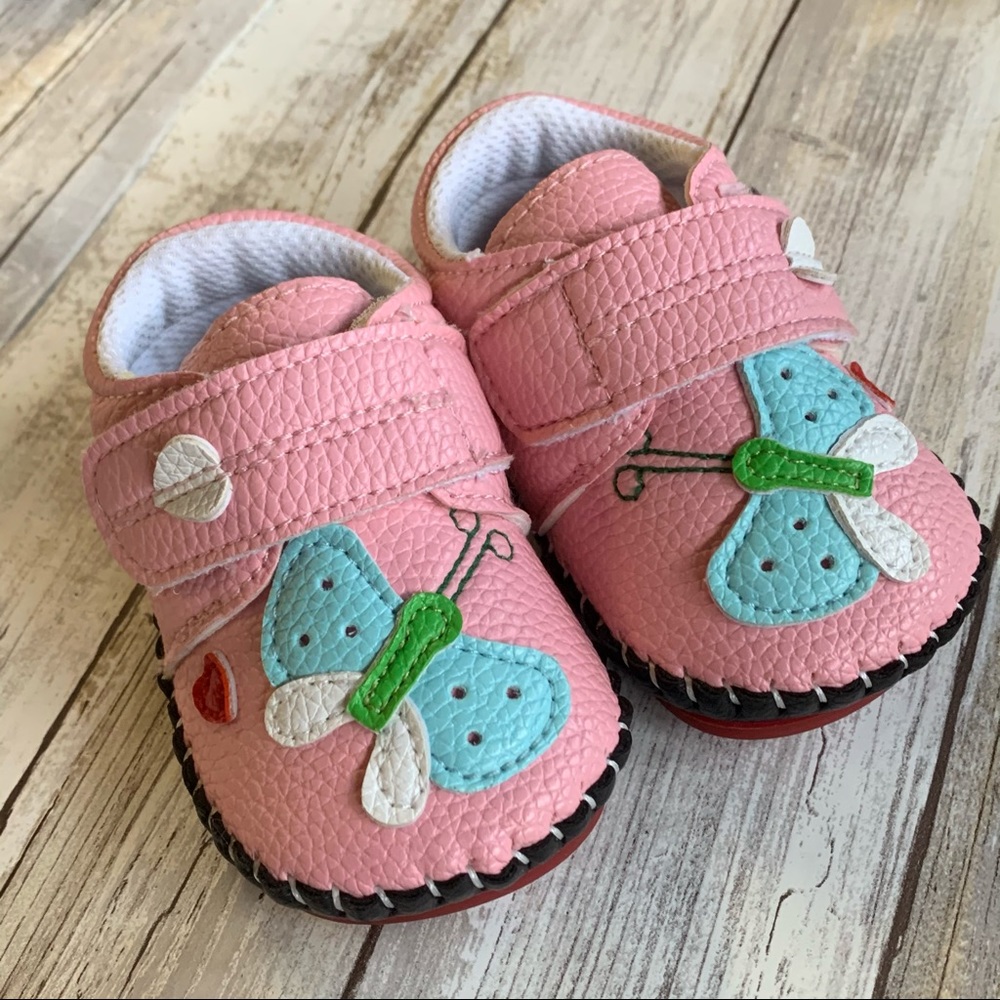 3/$15🌟 Pink Butterfly First Walker Infant Shoes size 1